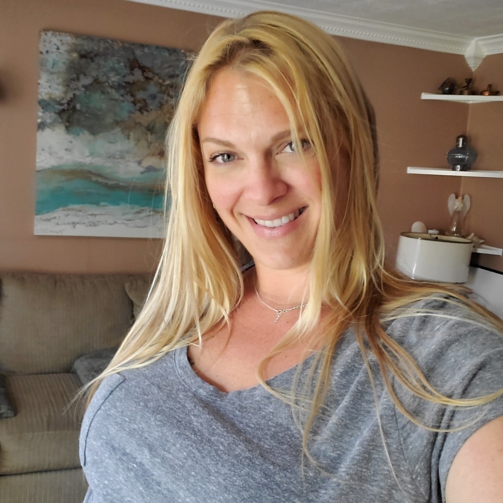 Meet your Posher, Stefanie